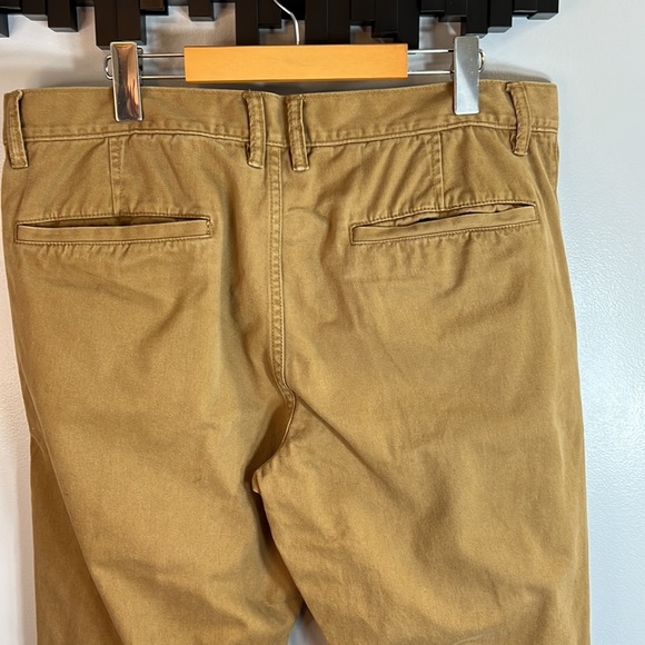 3/$25 OLD Navy 100% Cotton Slim Fit Chinos Size 36 x 34 - Picture 5 of 8